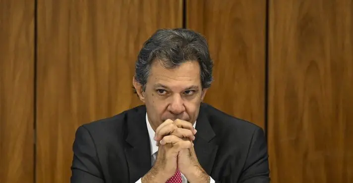 Haddad acusa “parlamentares inescrupulosos” de fake news e explica revogação de norma sobre Pix